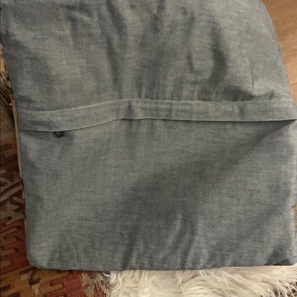 Geometric Patterned Tapestry Pillow Cover - Picture 2 of 6